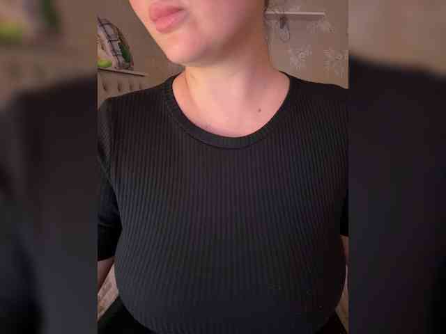 SweetySonya webcam