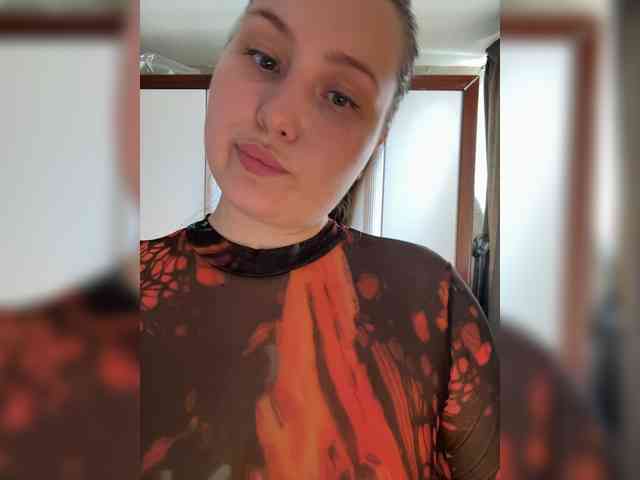 SweetySonya webcam