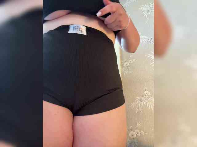 SweetySonya webcam