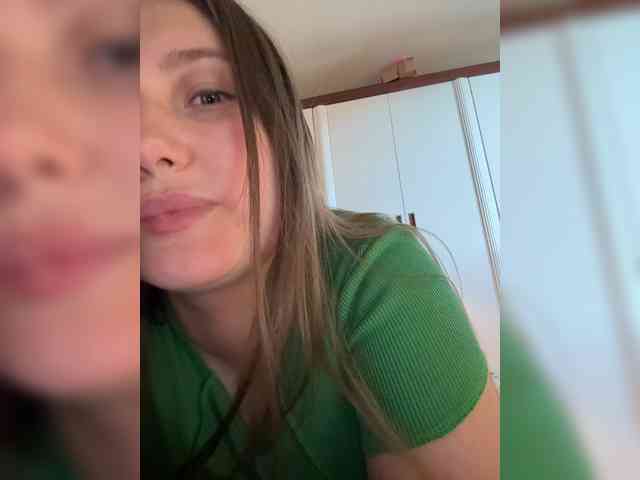 SweetySonya webcam