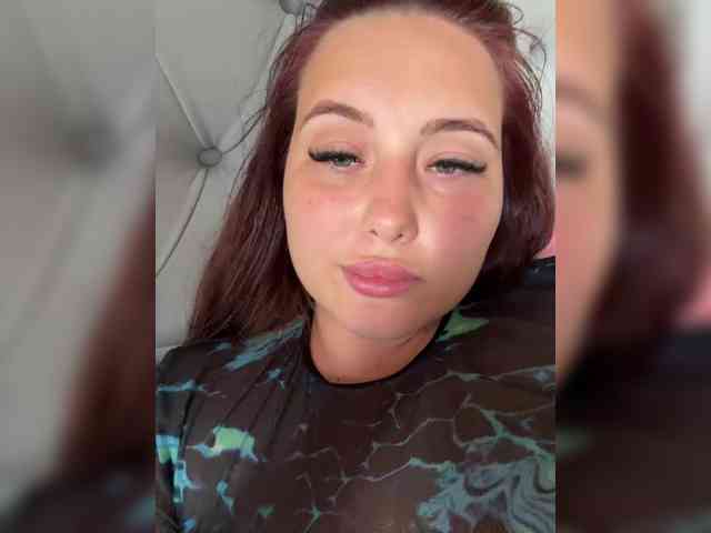 SweetyW- Sex Cam Show