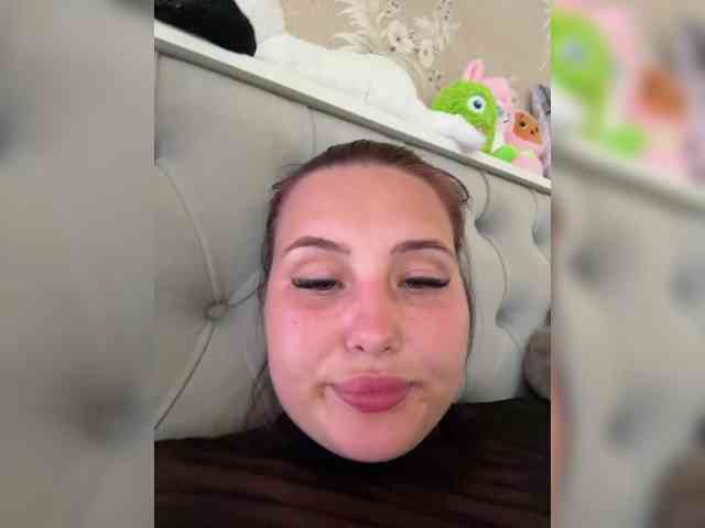 SweetySonya webcam