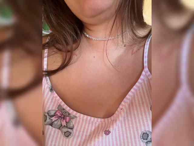 SweetySonya webcam