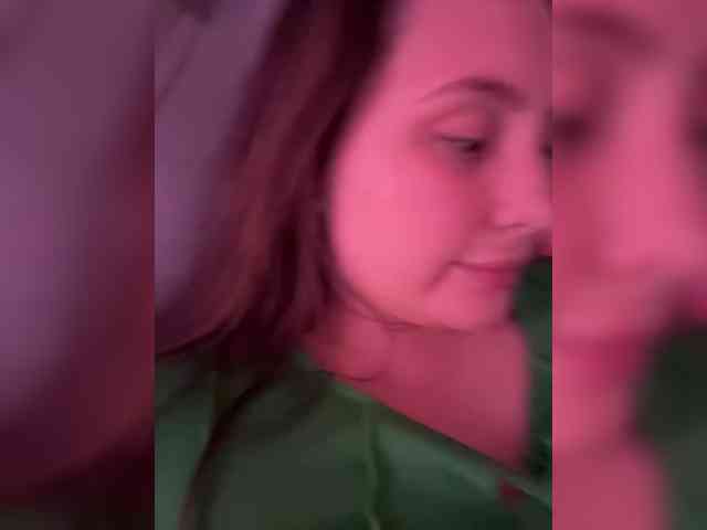 SweetySonya webcam