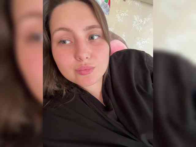 SweetySonya webcam