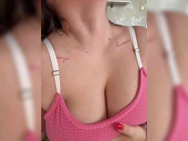 SweetySonya webcam