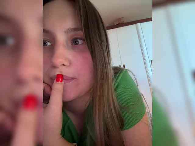 SweetySonya webcam