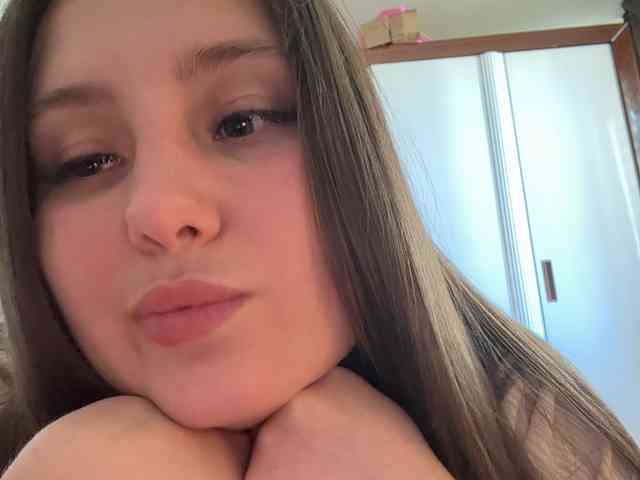 SweetySonya webcam