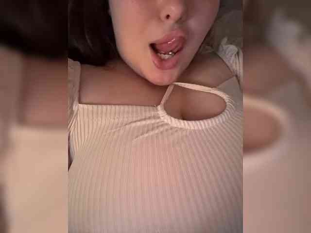 SweetySonya webcam