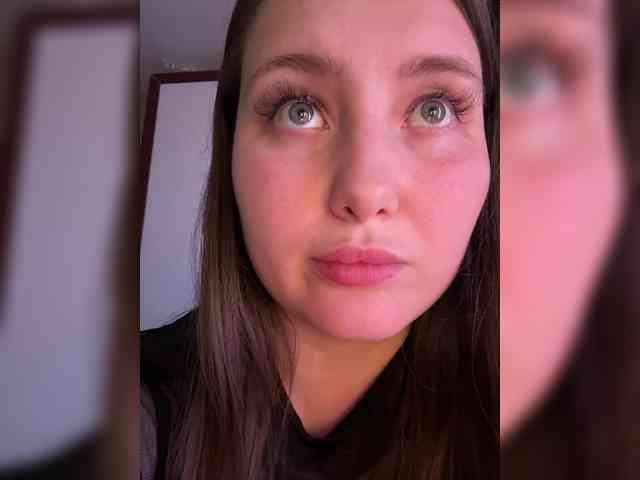 SweetySonya webcam