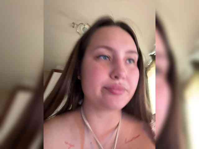 SweetySonya webcam