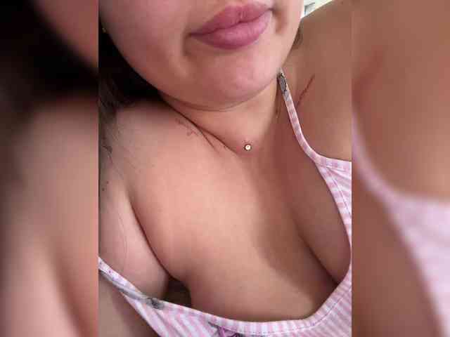 SweetySonya webcam
