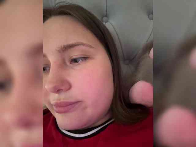 SweetySonya webcam