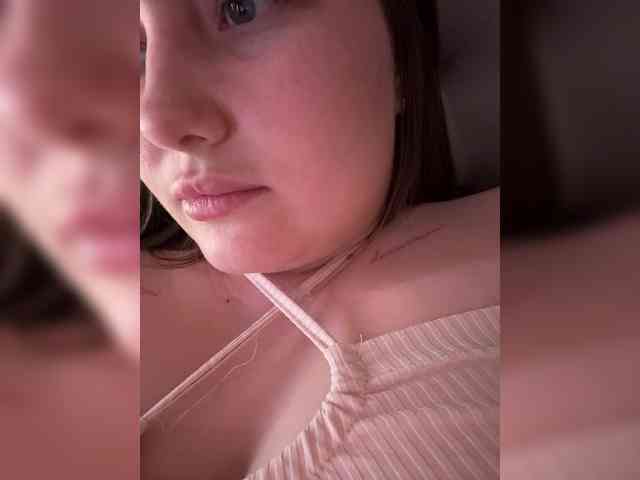SweetySonya webcam