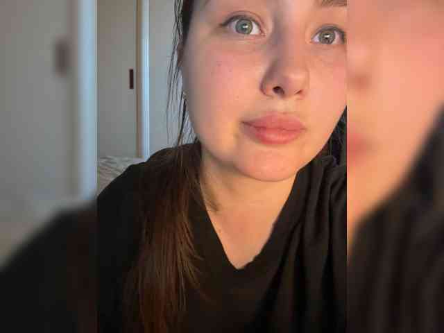 SweetySonya webcam