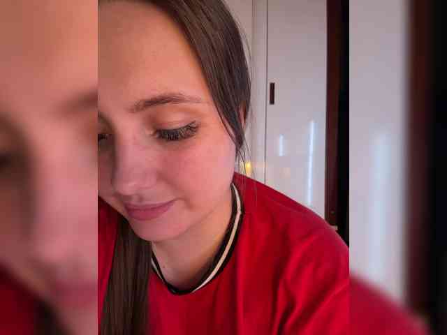 SweetySonya webcam