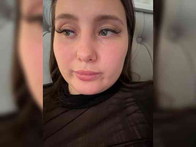 SweetySonya webcam