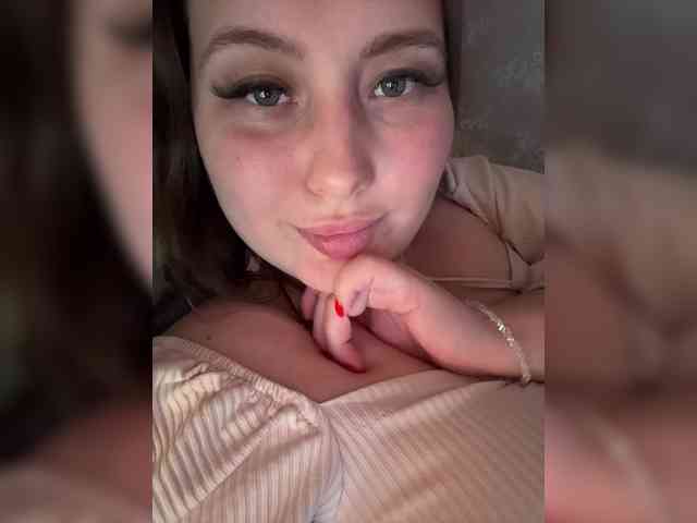 SweetySonya webcam