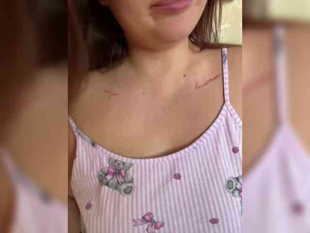 SweetySonya webcam