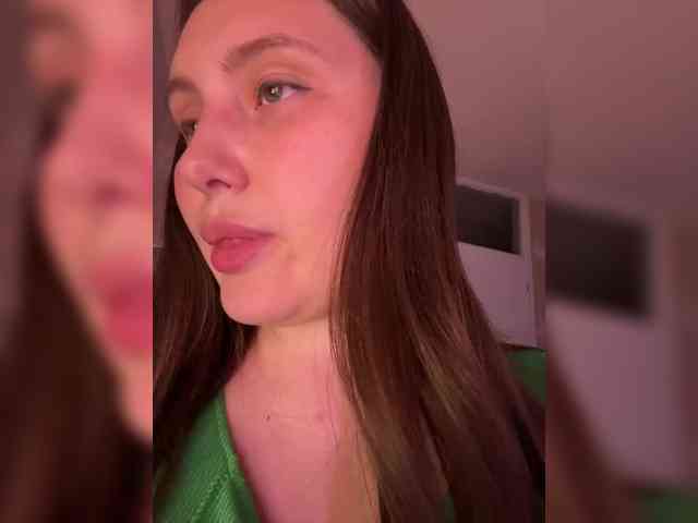 SweetySonya webcam
