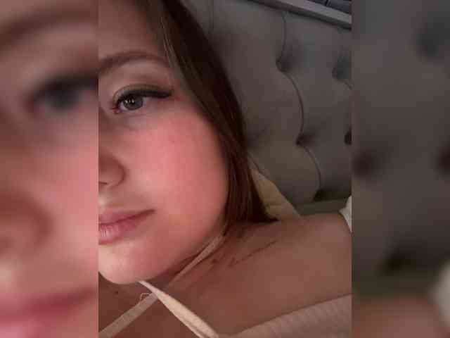 Este modelo está ao vivo agora. SweetyW-