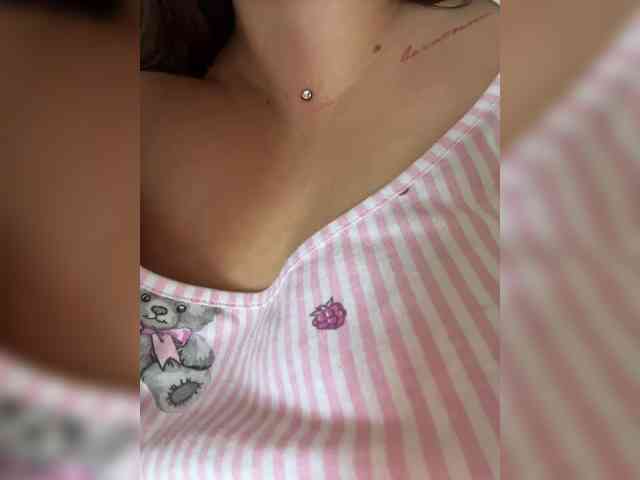 SweetySonya webcam