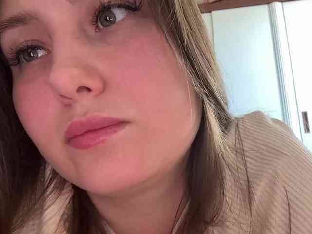 SweetySonya webcam