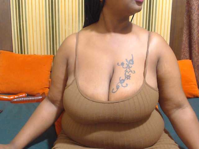 Bustytitsxx22