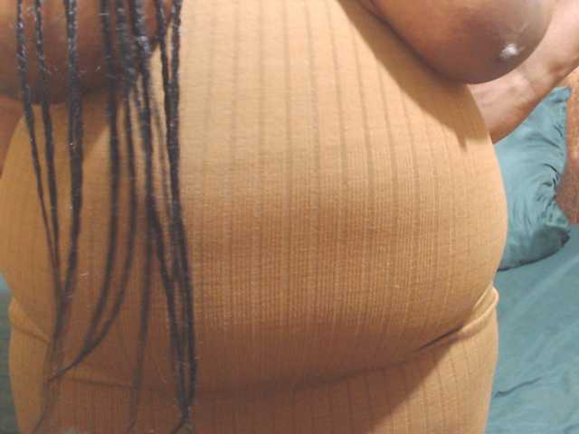 Bustytitsxx22