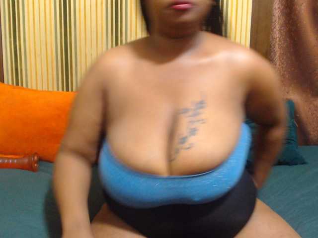 Bustytitsxx22