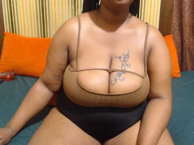 Bustytitsxx22