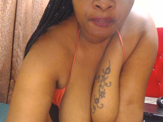 Bustytitsxx22