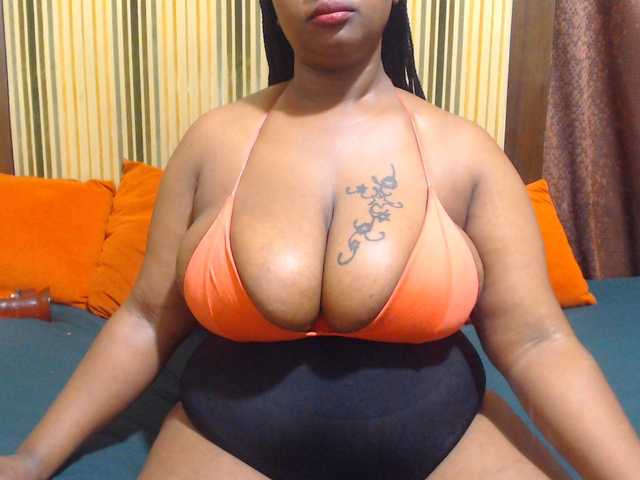 Bustytitsxx22