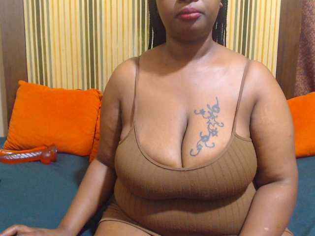 Bustytitsxx22