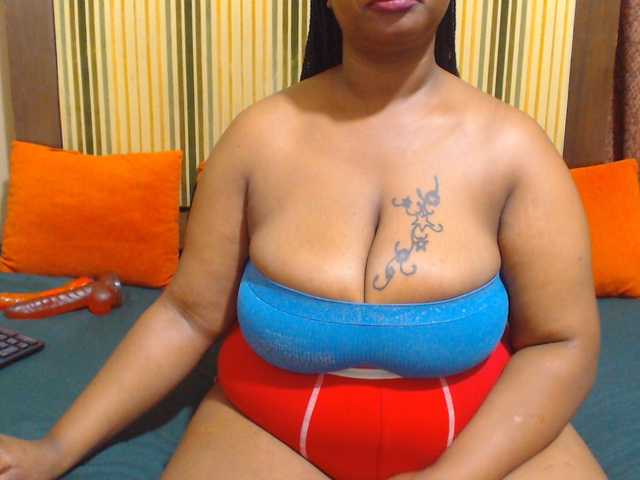 Bustytitsxx22