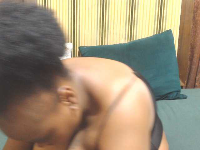 Bustytitsxx22