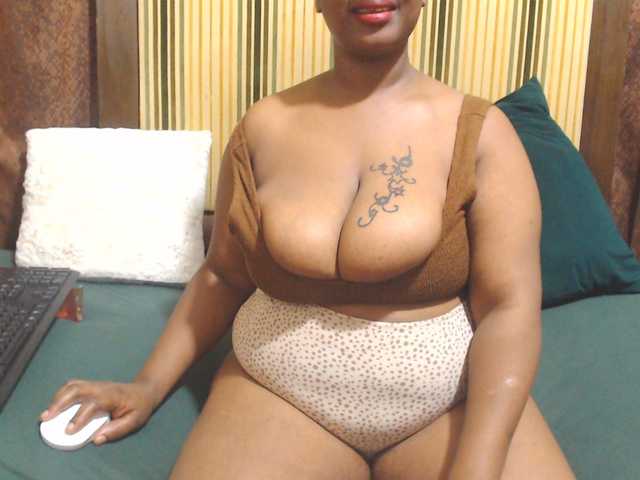 Bustytitsxx22 live webcam show