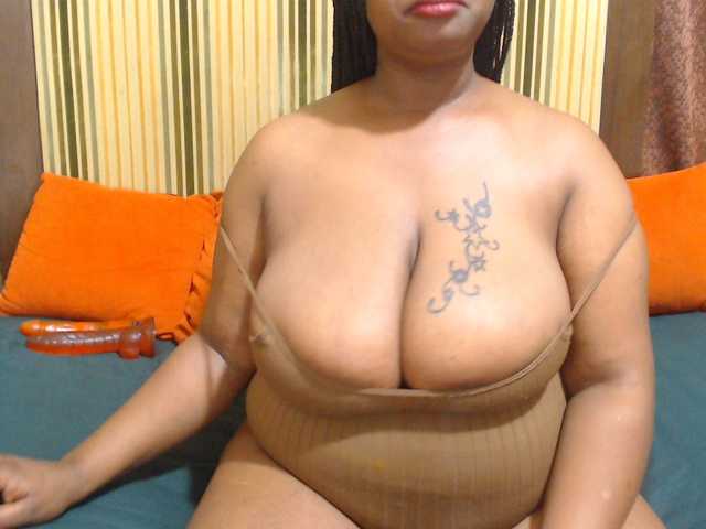 Bustytitsxx22