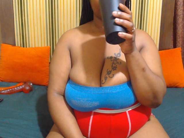 Bustytitsxx22