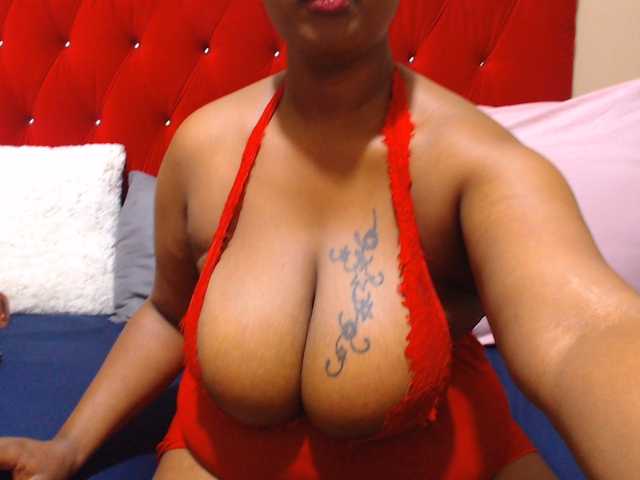 Bustytitsxx22