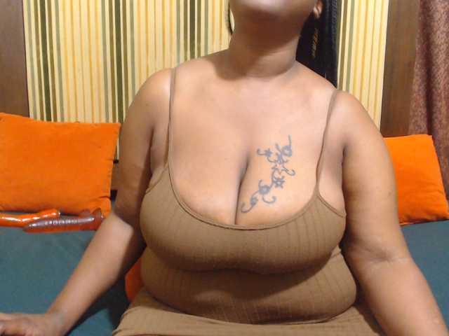 Bustytitsxx22