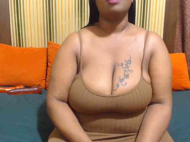 Bustytitsxx22