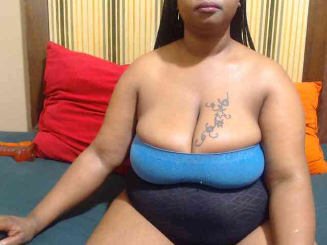 Bustytitsxx22