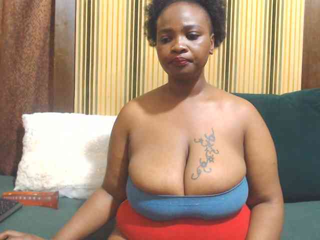 Bustytitsxx22