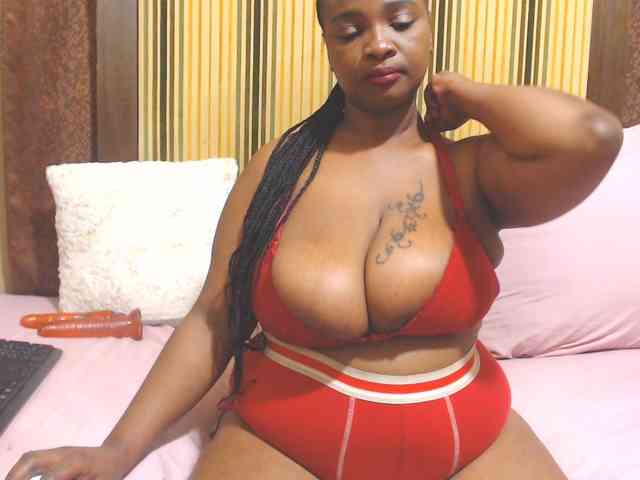 Bustytitsxx22 webcam