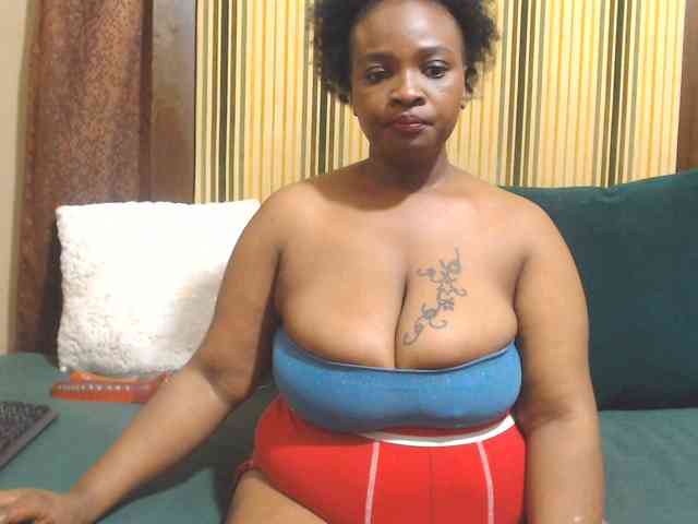 Bustytitsxx22