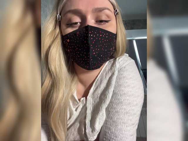 linaaaz live cam preview