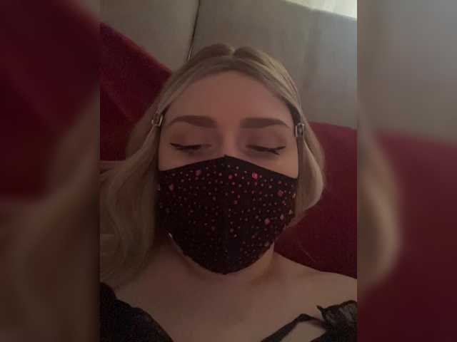 Profile thumbnail for linaaaz