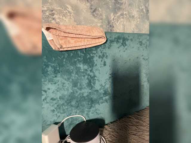 miminika-ice live cam on BongaCams
