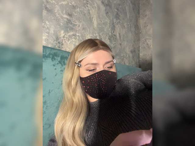 linaaaz live cam on BongaCams